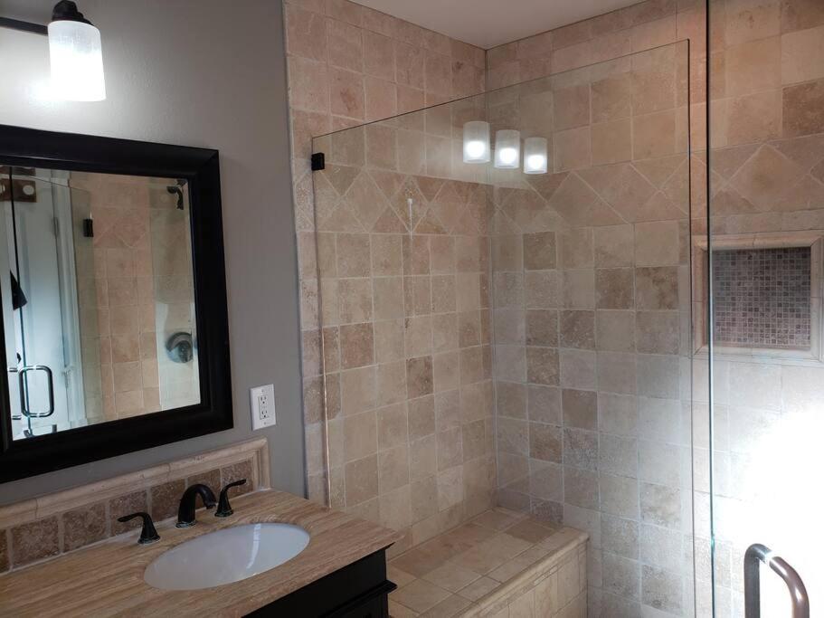 Bouganvilla 4-Bedroom, 2-Baths, Single Family House Thousand Oaks Exterior foto